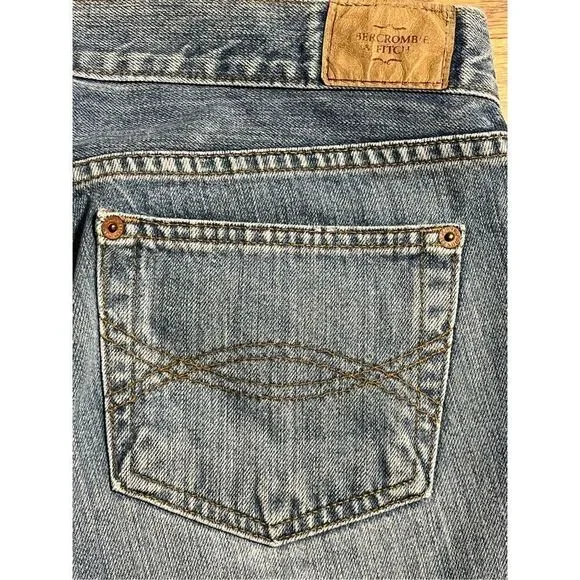 Vintage Y2K Women’s Abercrombie & Fitch Flared Jeans - Picture 3 of 7